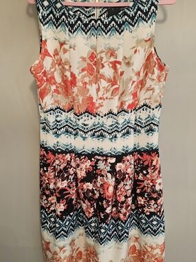 Gabby Skye Scuba Fit & Flare Dress Floral Geometric Print Pockets Size 10